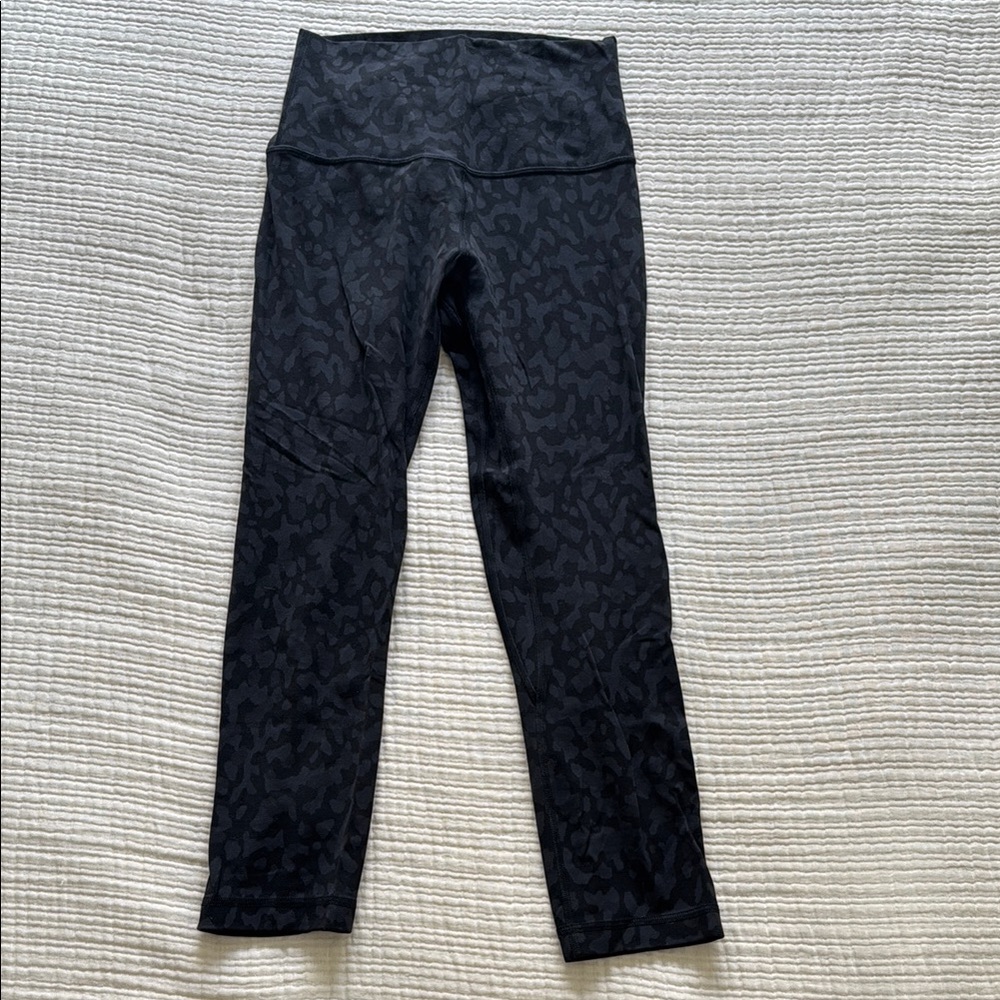 Lululemon cropped leggings